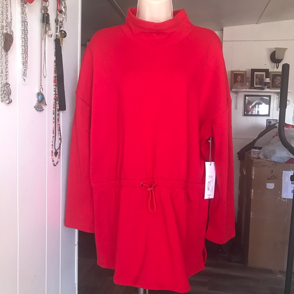 Liz Claiborne Round Turtle Neck Red Sweater Top